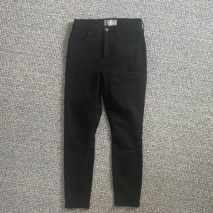 Everlane black curvy high rise skinny jean with stretch size 26